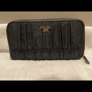 PRADA Saffiano Black Wallet